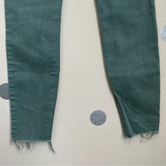 Current/Elliot The Highwaist Stiletto Jeans with Cut Raw Hem - Picture 4 of 10